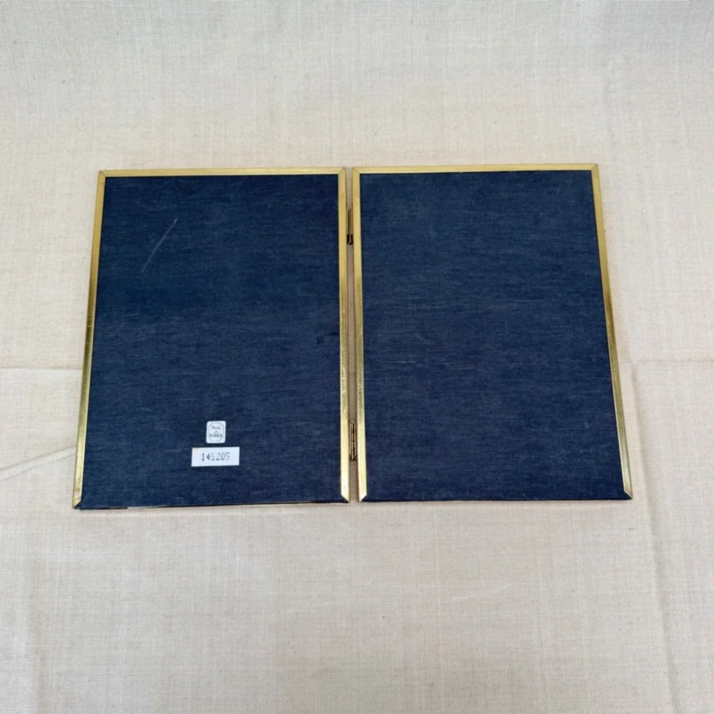 Vintage Brass Double Hinged Picture Frame 5x7 Folding Photo Gold Desk Decor